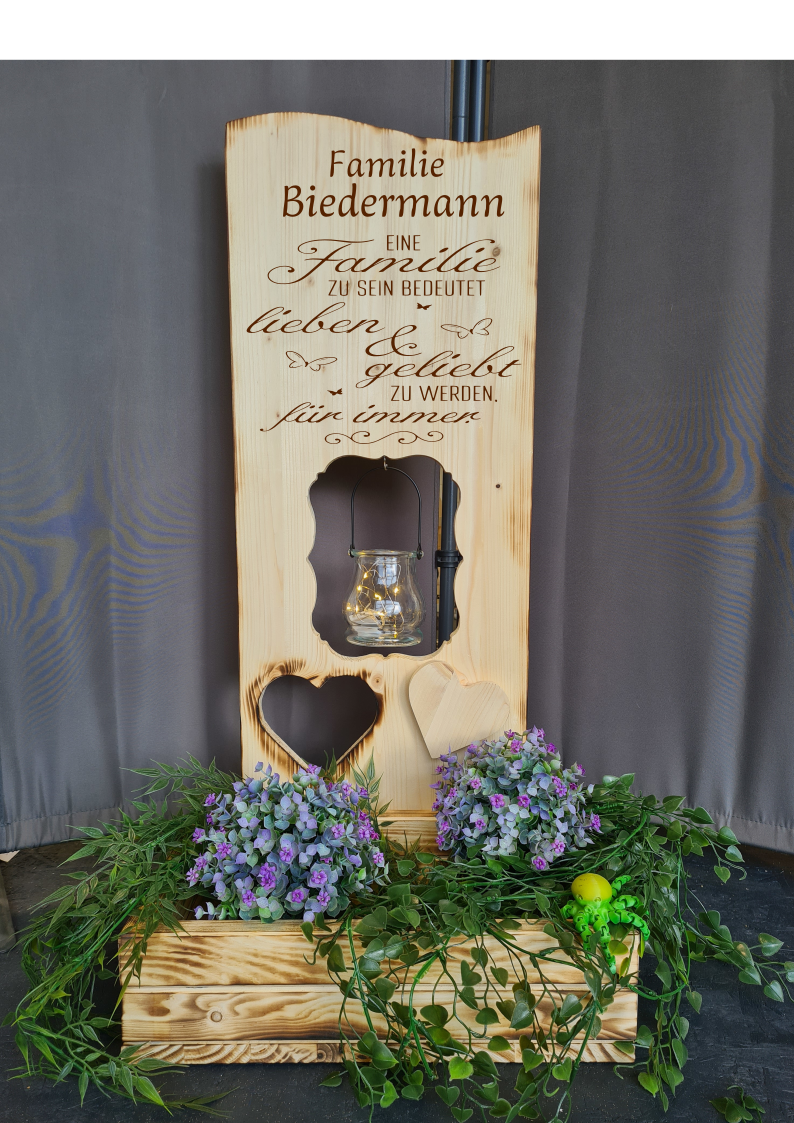 Holzaufsteller Holzschild breit mit Blumenkasten, Eine Familie beutetet zu lieben und geliebt zu werden für immer