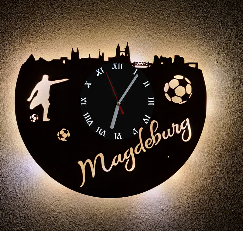 Fußball Fan LED Wanduhr "Magdeburg"